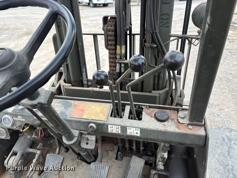 image for item DW7423 Hyster H60XLM forklift