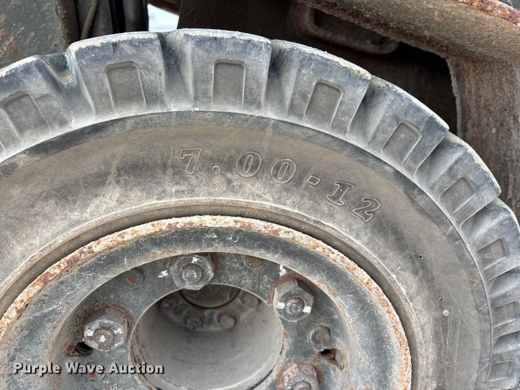 image for item DW7423 Hyster H60XLM forklift