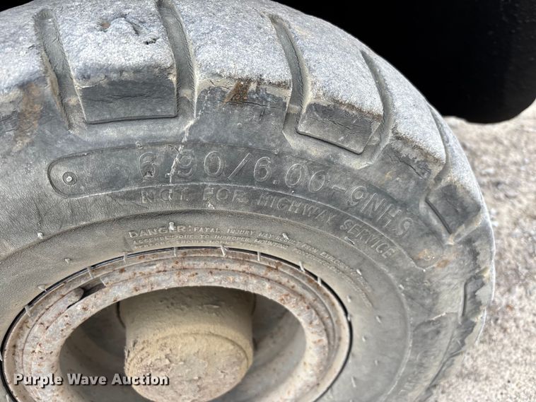 image for item DW7423 Hyster H60XLM forklift