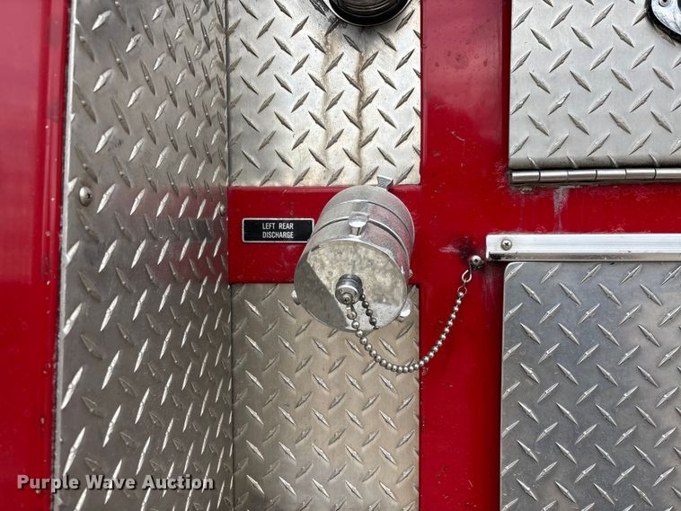 image for item DW7424 1988 Federal Motors pumper fire truck