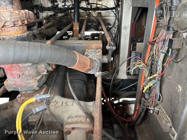 image for item DW7424 1988 Federal Motors pumper fire truck