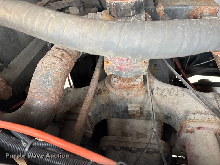 image for item DW7424 1988 Federal Motors pumper fire truck