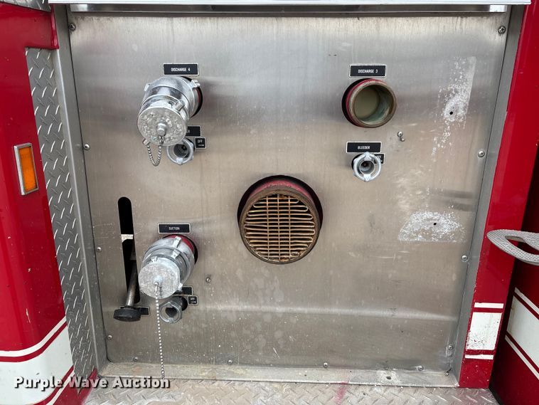 image for item DW7424 1988 Federal Motors pumper fire truck