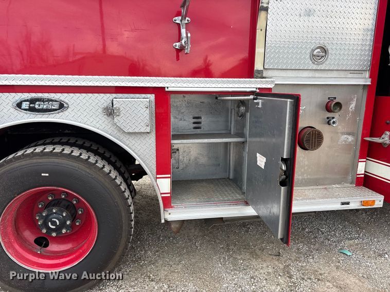 image for item DW7424 1988 Federal Motors pumper fire truck