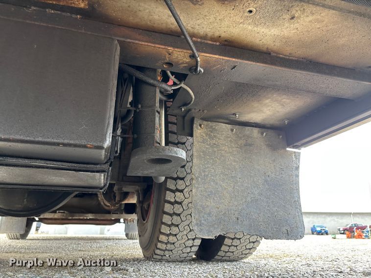 image for item DW7424 1988 Federal Motors pumper fire truck