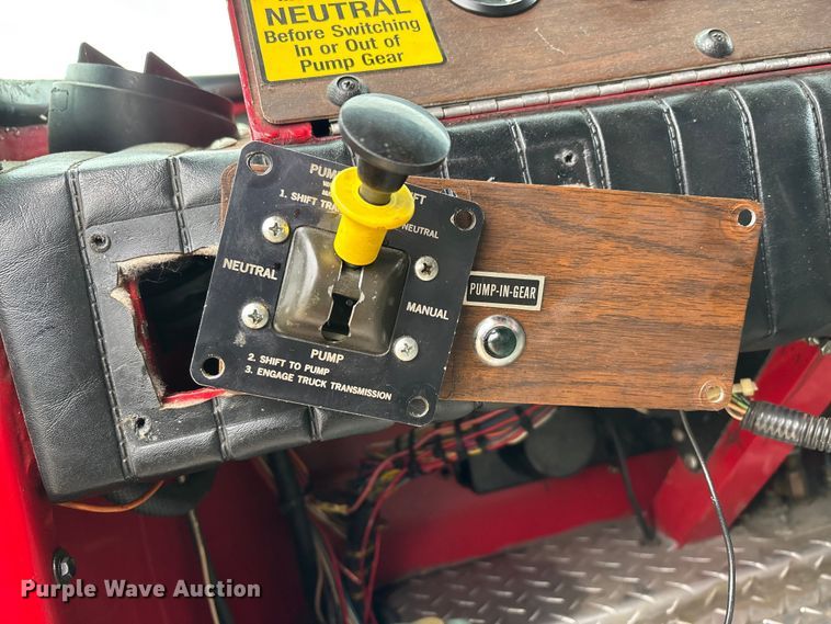 image for item DW7424 1988 Federal Motors pumper fire truck