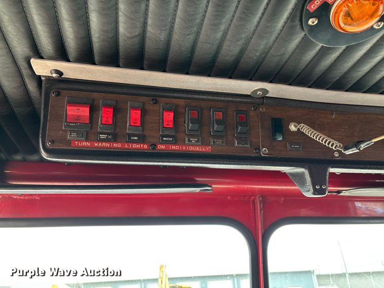 image for item DW7424 1988 Federal Motors pumper fire truck
