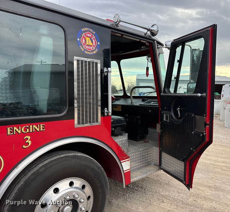 image for item DW7424 1988 Federal Motors pumper fire truck