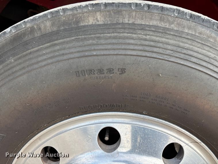 image for item DW7424 1988 Federal Motors pumper fire truck