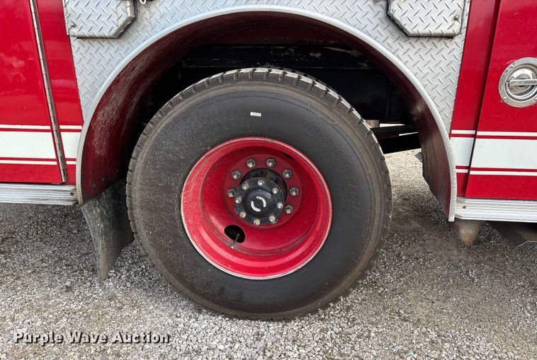 image for item DW7424 1988 Federal Motors pumper fire truck