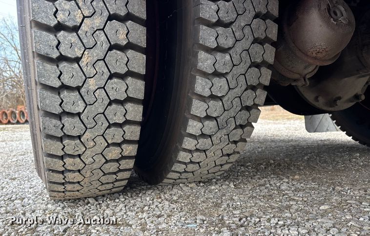 image for item DW7424 1988 Federal Motors pumper fire truck