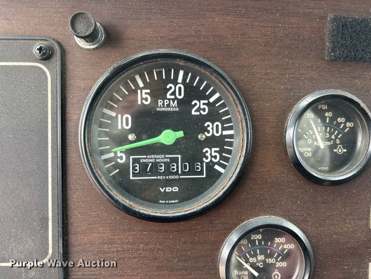 image for item DW7424 1988 Federal Motors pumper fire truck