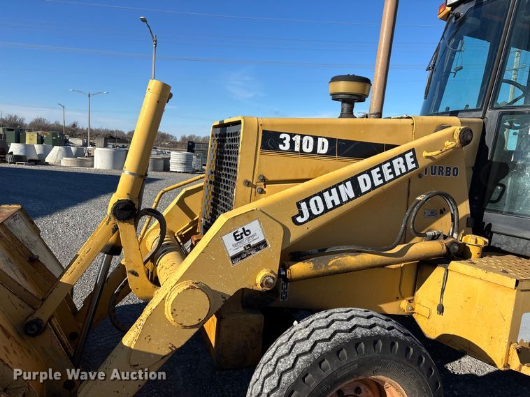 image for item DW7428 1994 John Deere 310D Turbo backhoe