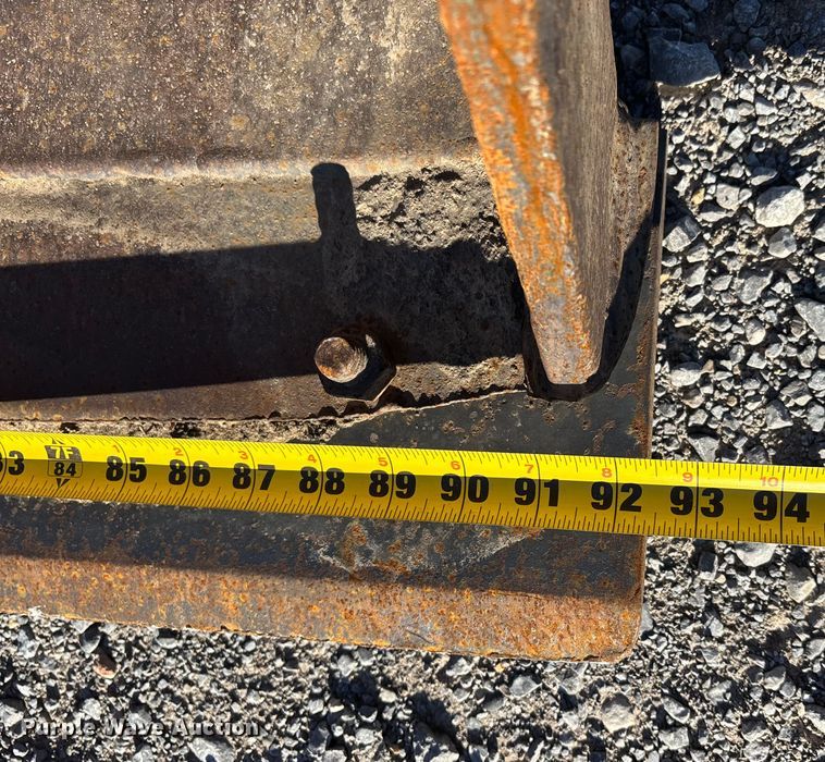 image for item DW7428 1994 John Deere 310D Turbo backhoe