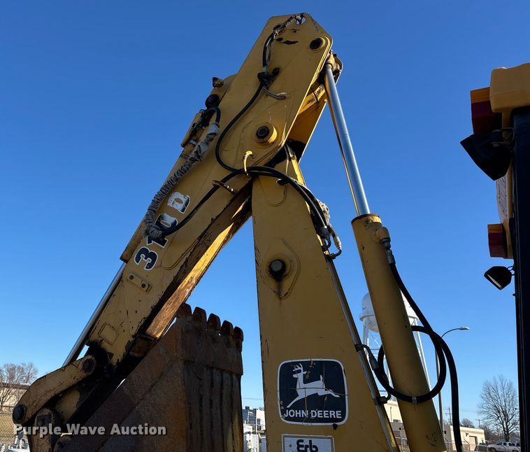 image for item DW7428 1994 John Deere 310D Turbo backhoe