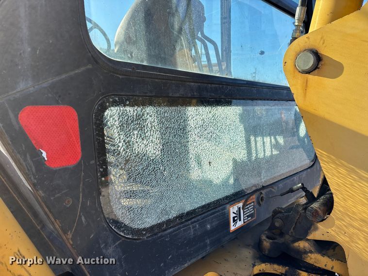 image for item DW7428 1994 John Deere 310D Turbo backhoe