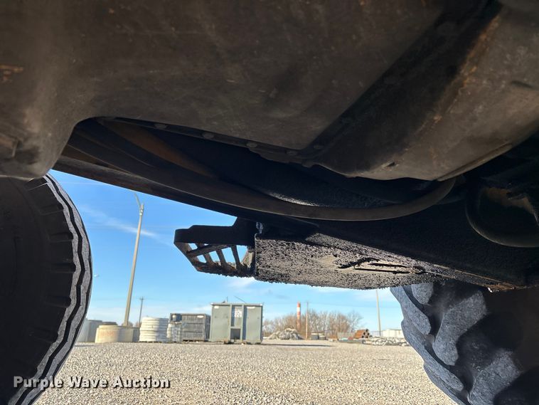 image for item DW7428 1994 John Deere 310D Turbo backhoe