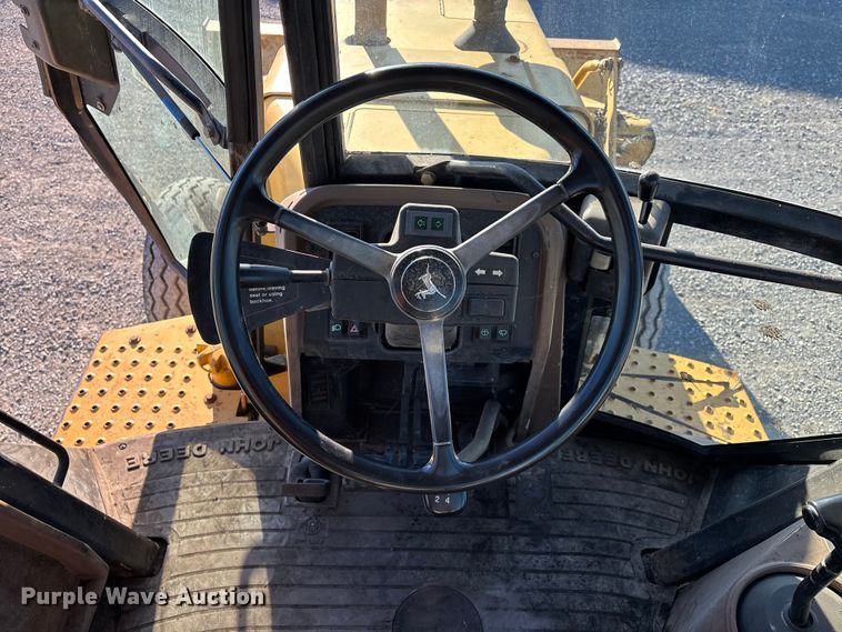 image for item DW7428 1994 John Deere 310D Turbo backhoe