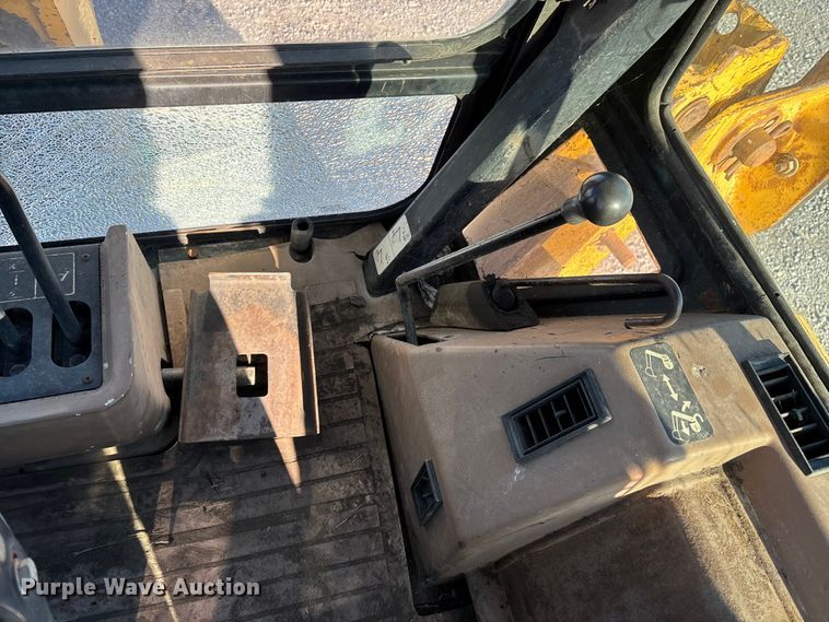 image for item DW7428 1994 John Deere 310D Turbo backhoe