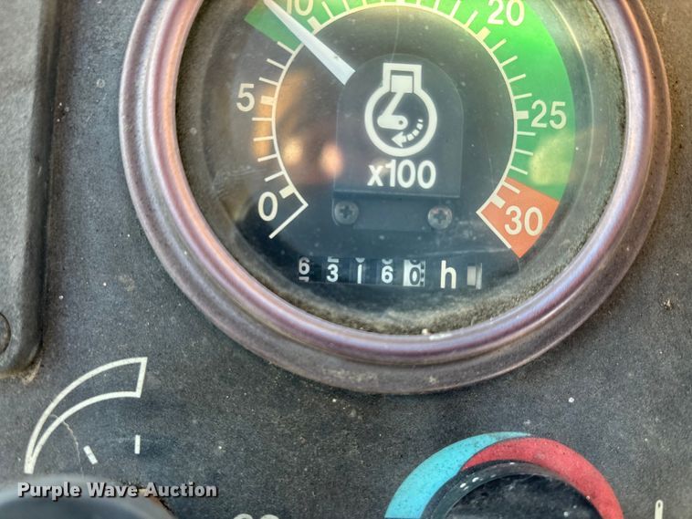 image for item DW7428 1994 John Deere 310D Turbo backhoe