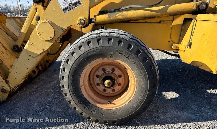 image for item DW7428 1994 John Deere 310D Turbo backhoe