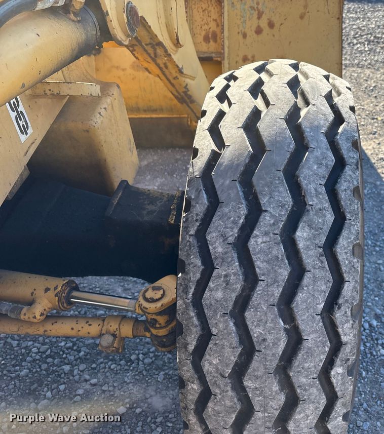 image for item DW7428 1994 John Deere 310D Turbo backhoe