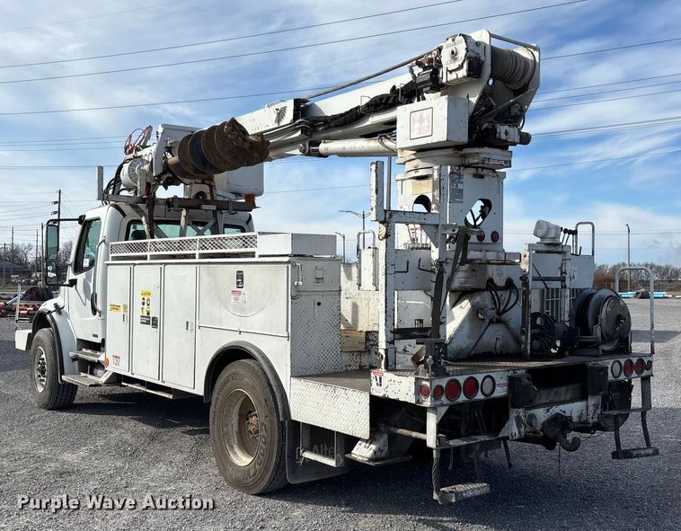 image for item DW7430 2005 Freightliner Business Class M2 digger derrick truck