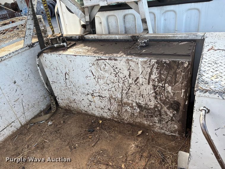 image for item DW7430 2005 Freightliner Business Class M2 digger derrick truck