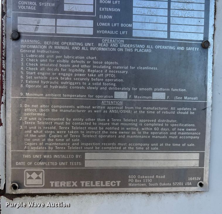 image for item DW7430 2005 Freightliner Business Class M2 digger derrick truck