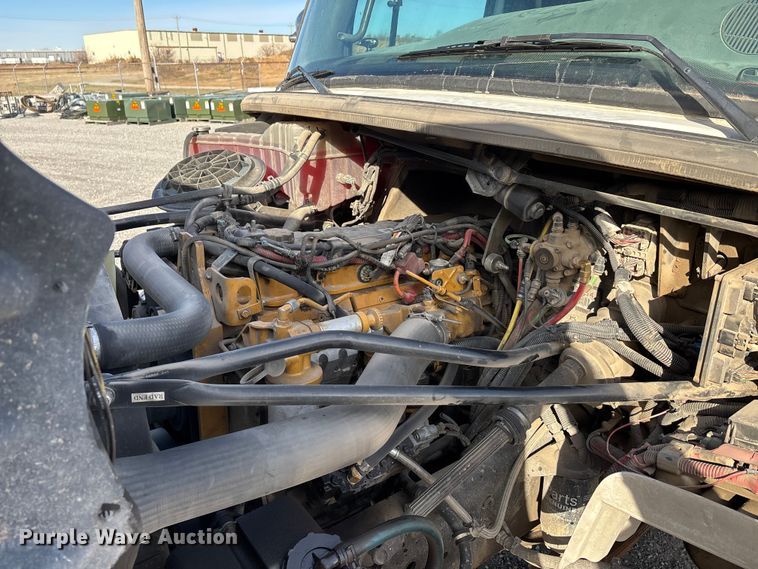 image for item DW7430 2005 Freightliner Business Class M2 digger derrick truck