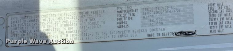 image for item DW7430 2005 Freightliner Business Class M2 digger derrick truck