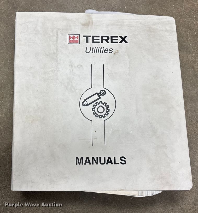 image for item DW7430 2005 Freightliner Business Class M2 digger derrick truck