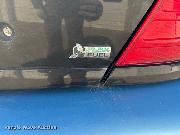 image for item DW7431 2011 Ford Crown Victoria Police Interceptor 