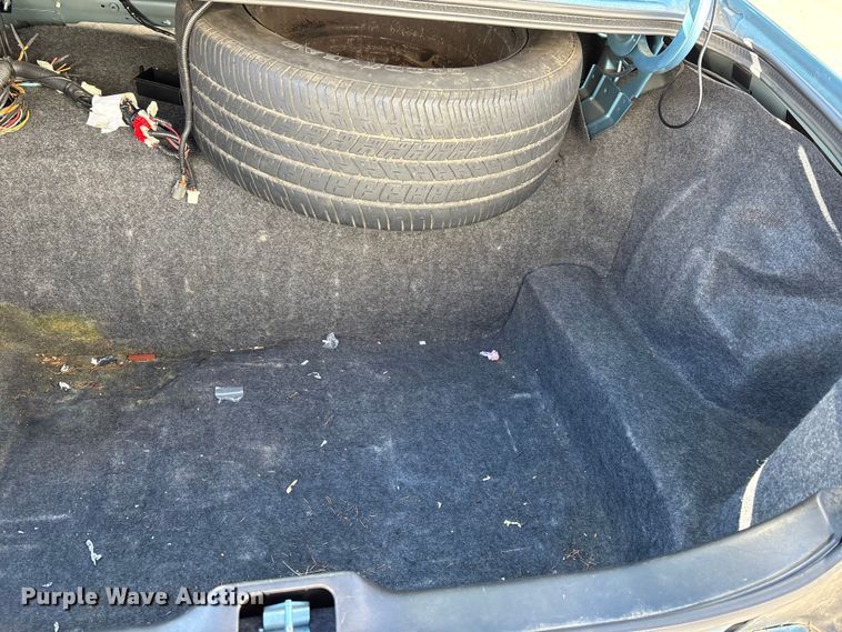 image for item DW7431 2011 Ford Crown Victoria Police Interceptor 