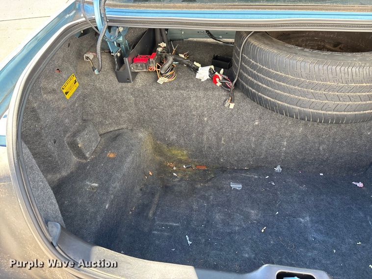 image for item DW7431 2011 Ford Crown Victoria Police Interceptor 