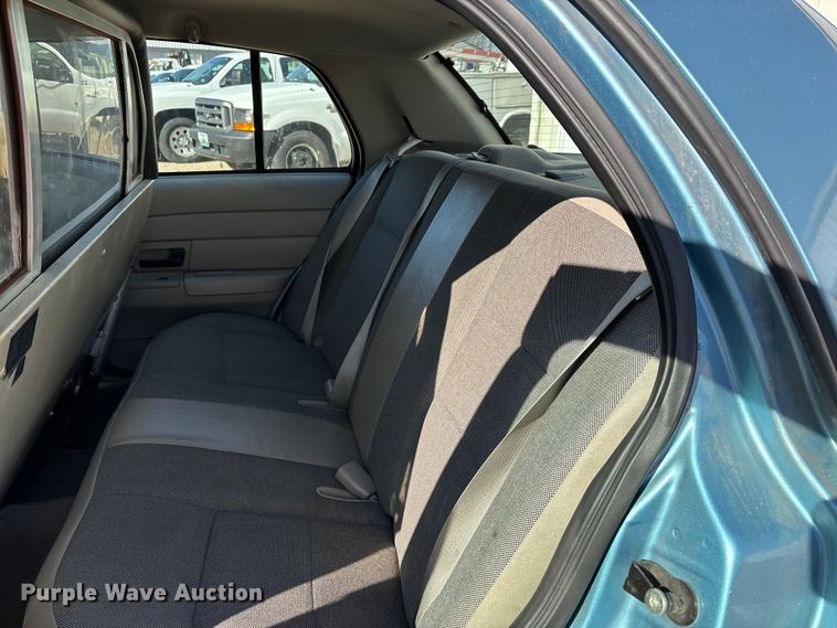 image for item DW7431 2011 Ford Crown Victoria Police Interceptor 