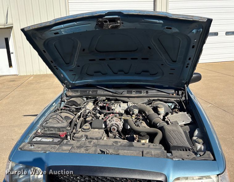 image for item DW7431 2011 Ford Crown Victoria Police Interceptor 