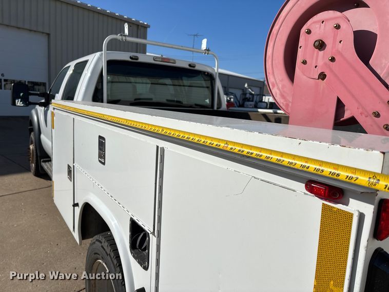 image for item DW7433 2013 Ford F450 XL Super Duty Crew Cab utility / service truck