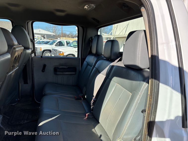 image for item DW7433 2013 Ford F450 XL Super Duty Crew Cab utility / service truck