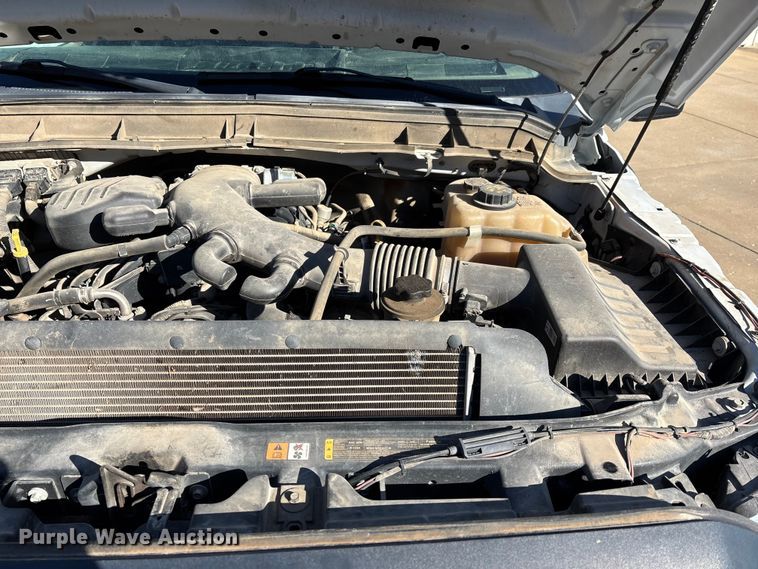 image for item DW7433 2013 Ford F450 XL Super Duty Crew Cab utility / service truck