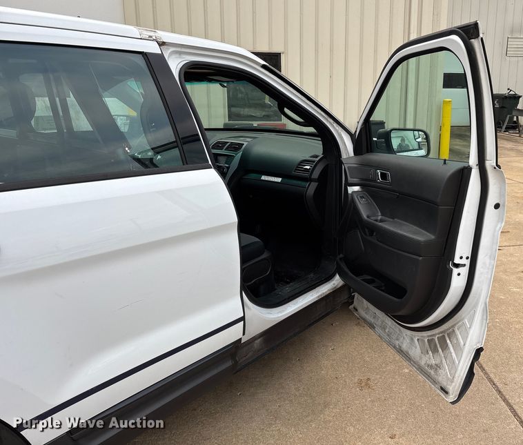 image for item DW7434 2014 Ford Explorer Police Interceptor SUV