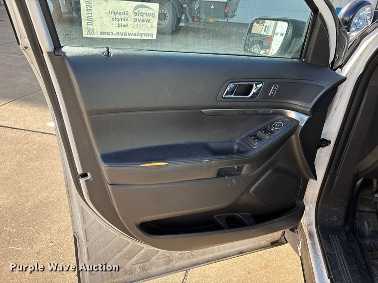 image for item DW7435 2014 Ford Explorer Police Interceptor SUV