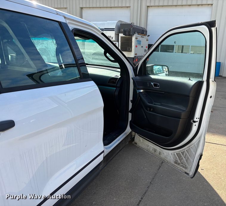 image for item DW7435 2014 Ford Explorer Police Interceptor SUV