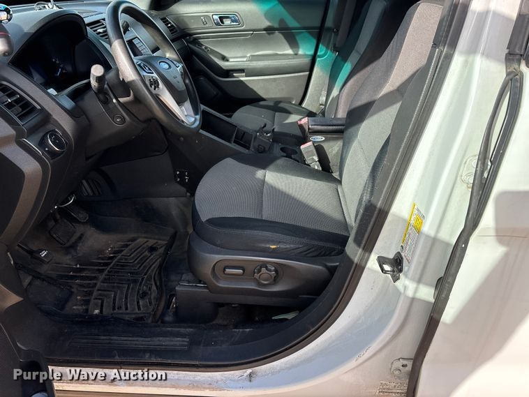 image for item DW7436 2013 Ford Explorer Police Interceptor SUV