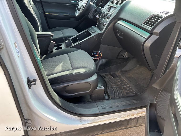 image for item DW7436 2013 Ford Explorer Police Interceptor SUV