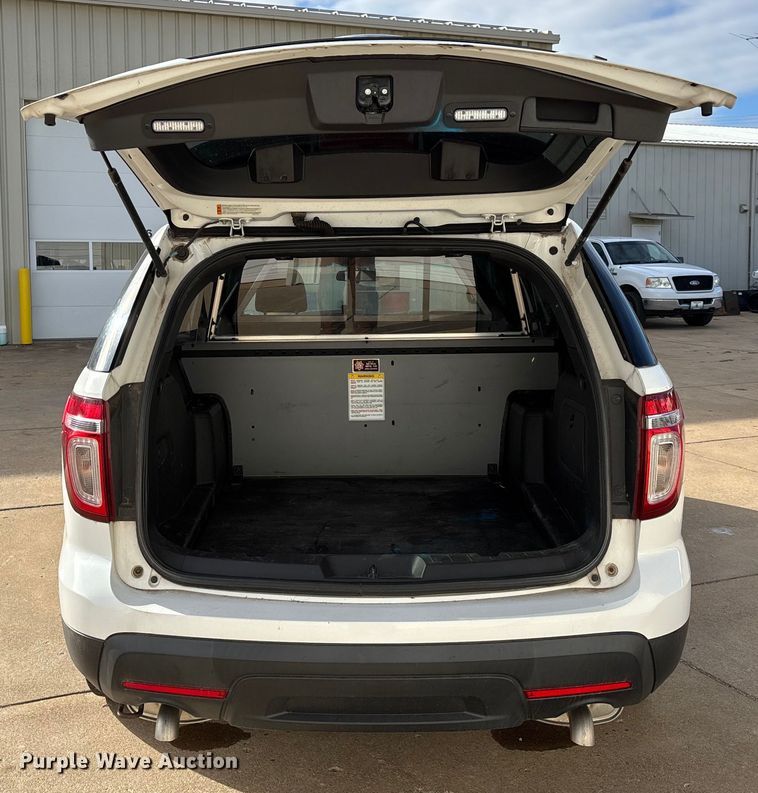 image for item DW7436 2013 Ford Explorer Police Interceptor SUV