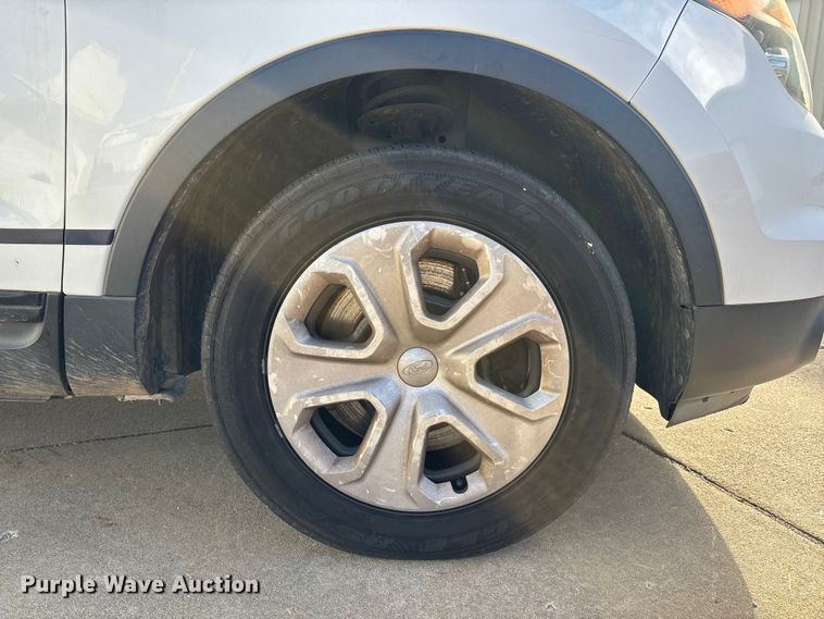 image for item DW7436 2013 Ford Explorer Police Interceptor SUV