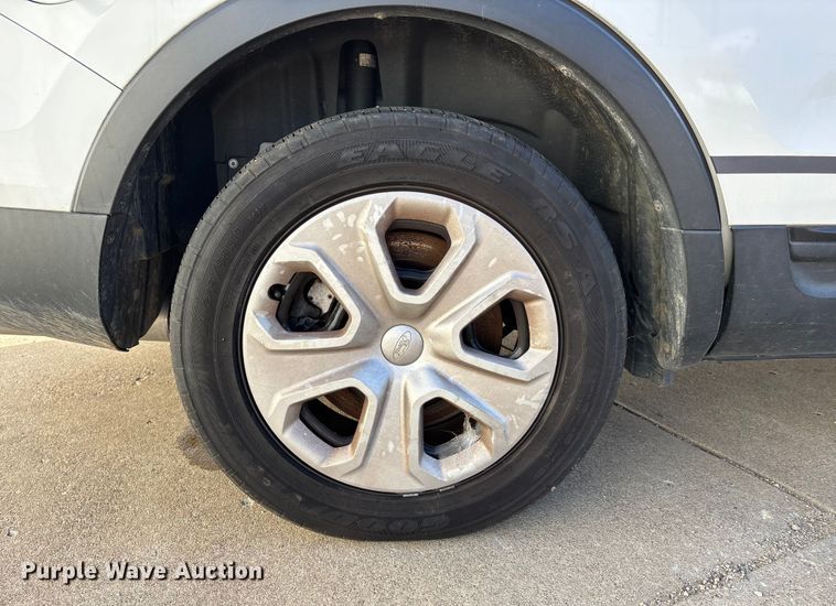 image for item DW7436 2013 Ford Explorer Police Interceptor SUV