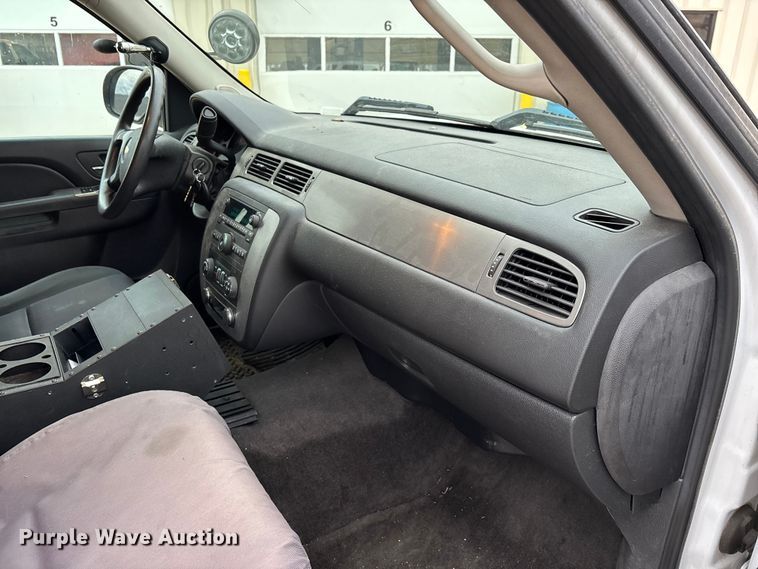 image for item DW7437 2012 Chevrolet Tahoe Police SUV