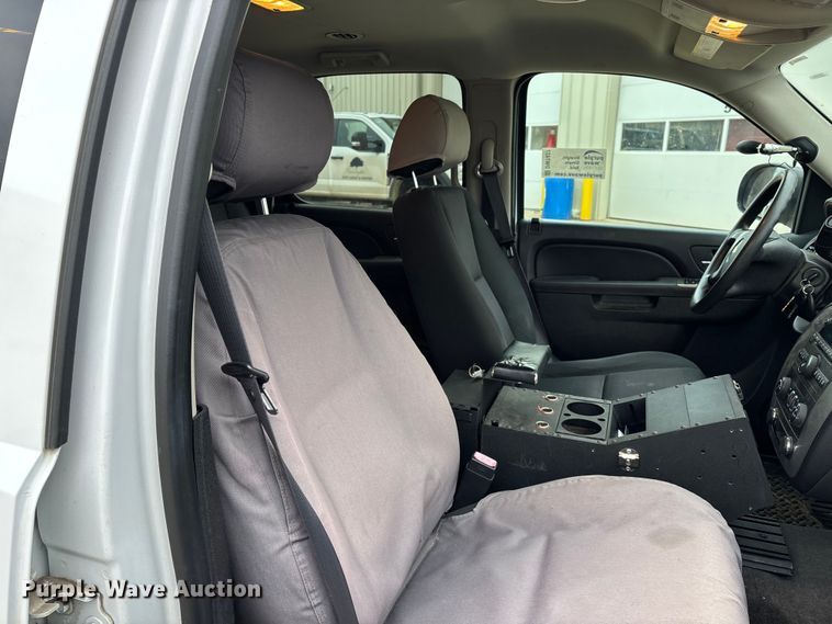 image for item DW7437 2012 Chevrolet Tahoe Police SUV